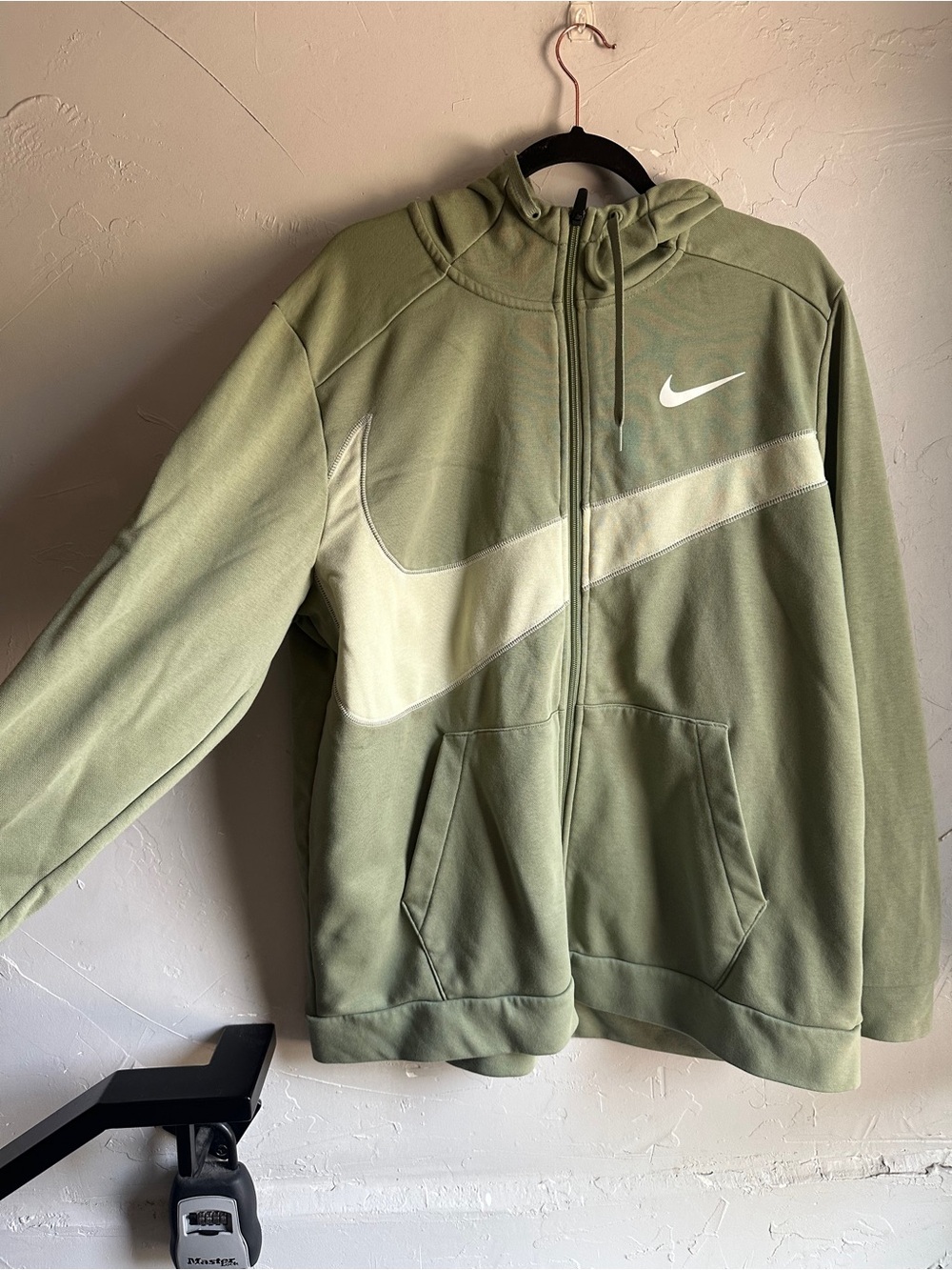 Nike Swoosh Full Zip Hoodie Olive Green Dri-FIT Fleece XL Streetwear Loungewear
